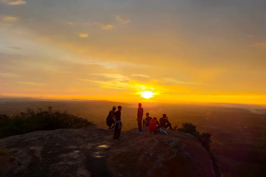 Kunti Betta Sunrise Trek From Bangalore